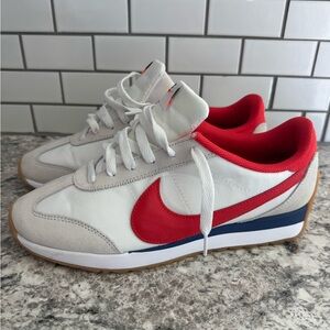 Nike women’s pacific low top sneakers! Red,white, blue! USA! Olympics! S